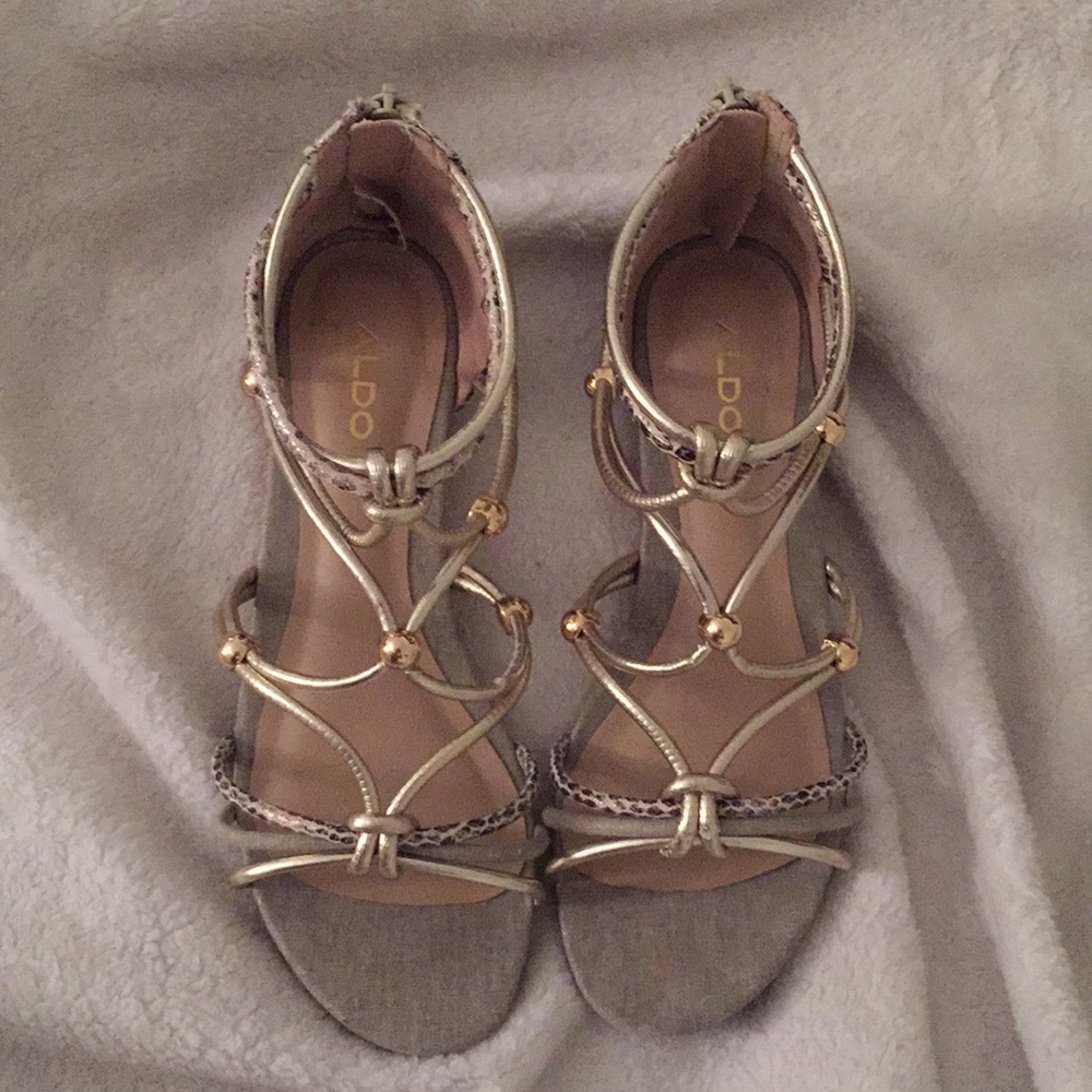 Shoes - Picture 2 of 5